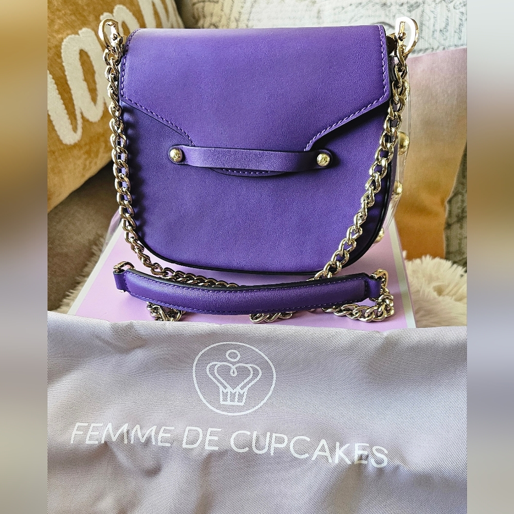 Femme de Cupcakes Shoulder/ Crossbody Bag